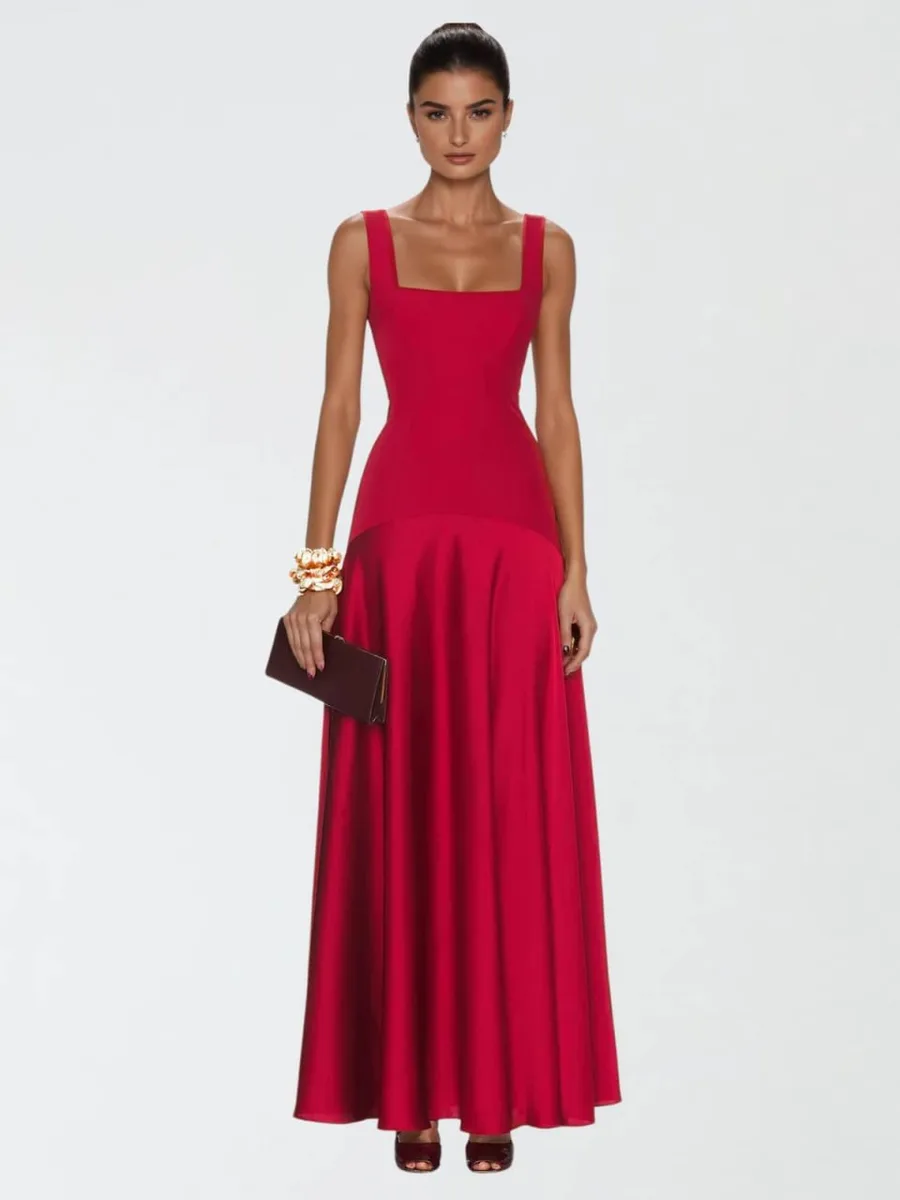 346006_1 Женское платье Valentino красного цвета, артикул 346006