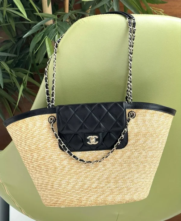 Сумка CHANEL