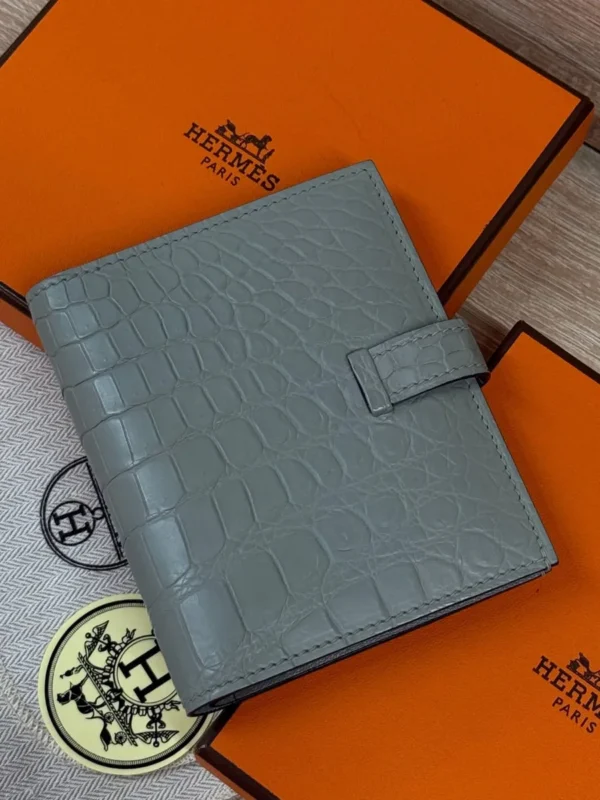 Кошелек Hermes из кожи крокодила — фото 2