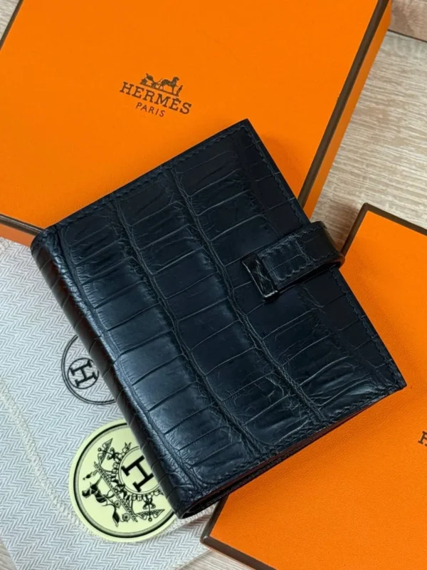 Кошелек Hermes из кожи крокодила — фото 2