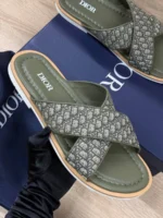 Мужские шлепанцы Dior цвета хаки, артикул 346126