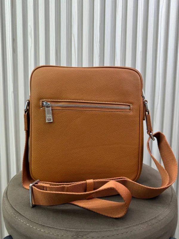 Сумка мессенджер HERMES из натуральной кожи — фото 2