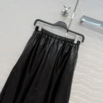 Женская кожаная юбка Ermanno Scervino чёрного цвета, артикул 346207 — фото 3