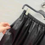 Женская кожаная юбка Ermanno Scervino чёрного цвета, артикул 346207 — фото 4
