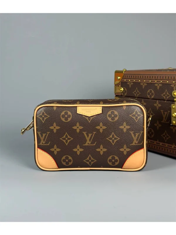 Сумка мессенджер LOUIS VUITTON