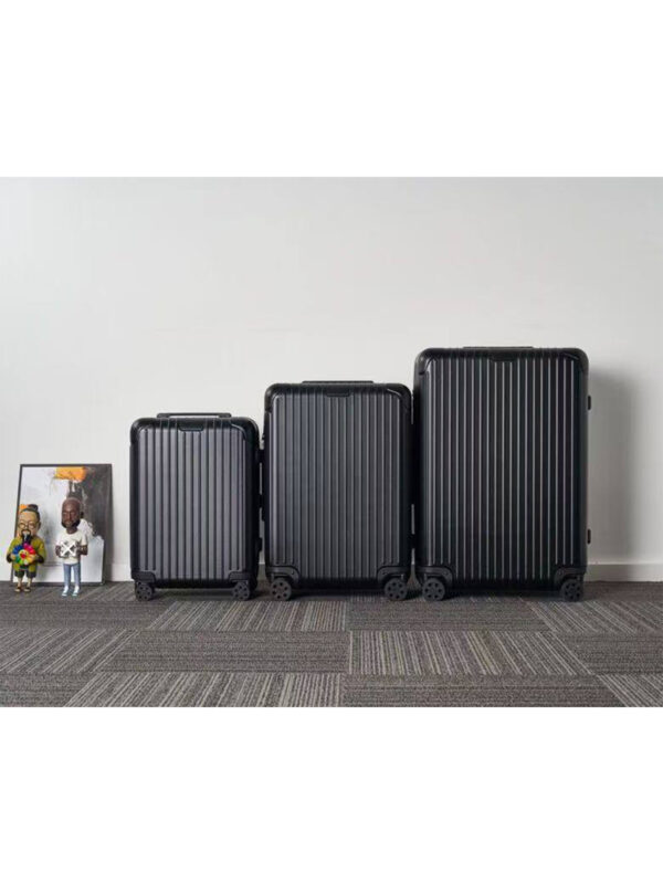 Чемодан RIMOWA