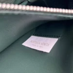 Мужская сумка мессенджер Bottega Veneta цвета хаки, артикул 346343 — фото 8