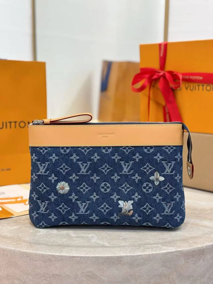 346354_1 Мужской клатч Louis Vuitton тёмно-синего цвета, артикул 346354