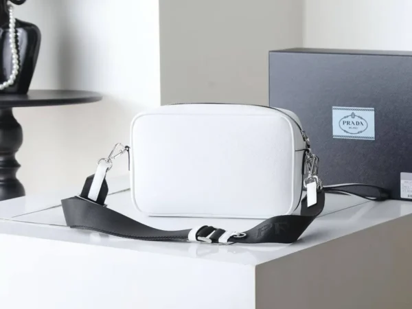 Сумка мессенджер PRADA — фото 2
