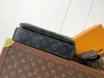 Сумка мессенджер LOUIS VUITTON — фото 5