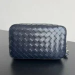 Мужской клатч Bottega Veneta тёмно-синего цвета, артикул 346458 — фото 2