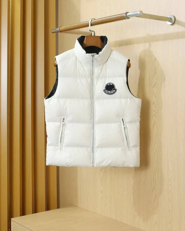 Безрукавка MONCLER