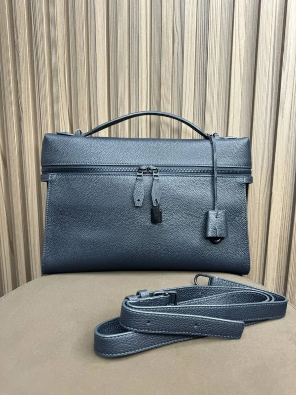 Портфель из натуральной кожи LORO PIANA
