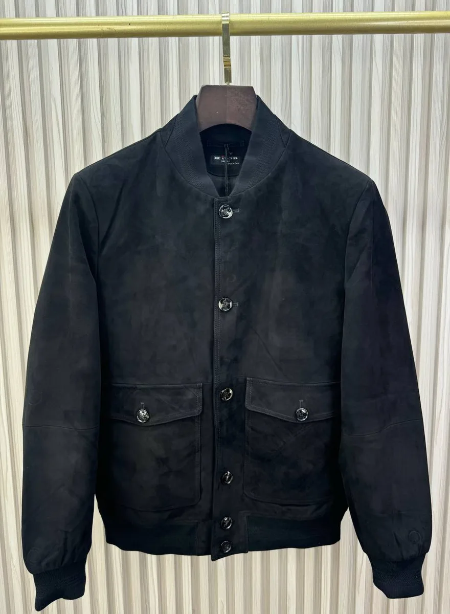 346553_1 Мужской бомбер Kiton чёрного цвета, артикул 346553