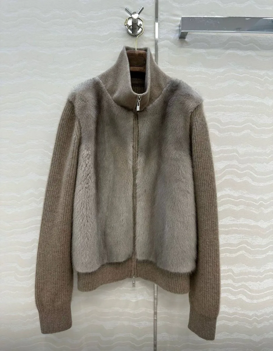 346800_1 Женский бомбер Loro Piana коричневого цвета, артикул 346800