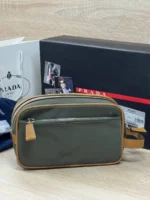 Мужской несессер Prada цвета хаки, артикул 346963 — фото 2