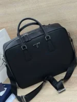 Мужской портфель Prada чёрного цвета, артикул 346973