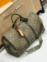 Мужская дорожная сумка Louis Vuitton цвета хаки, артикул 346988