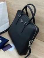 Мужской портфель Prada чёрного цвета, артикул 346993 — фото 3