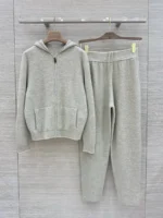 Женский спортивный костюм Loro Piana серого цвета, артикул 347259