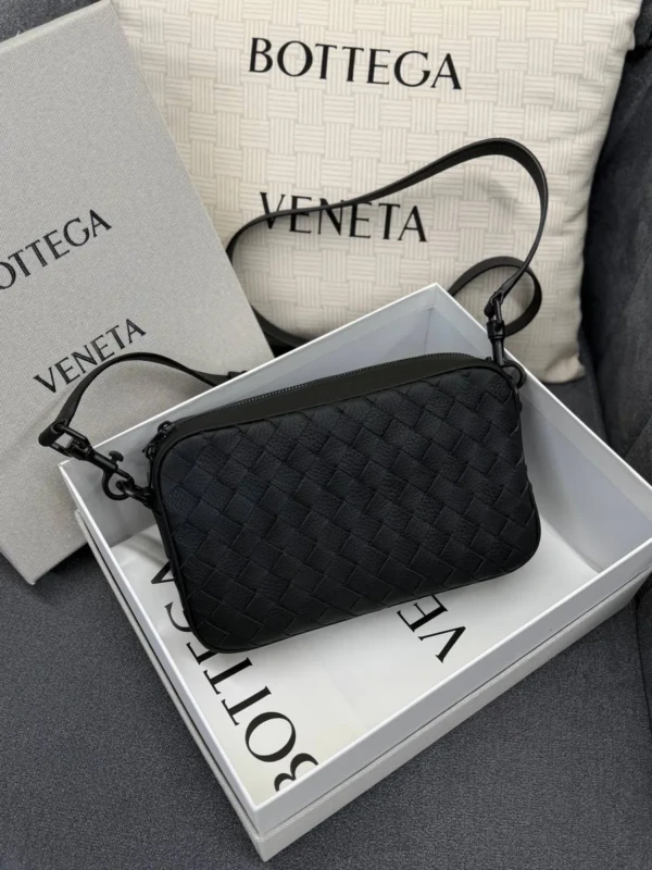 Сумка мессенджер BOTTEGA VENETA