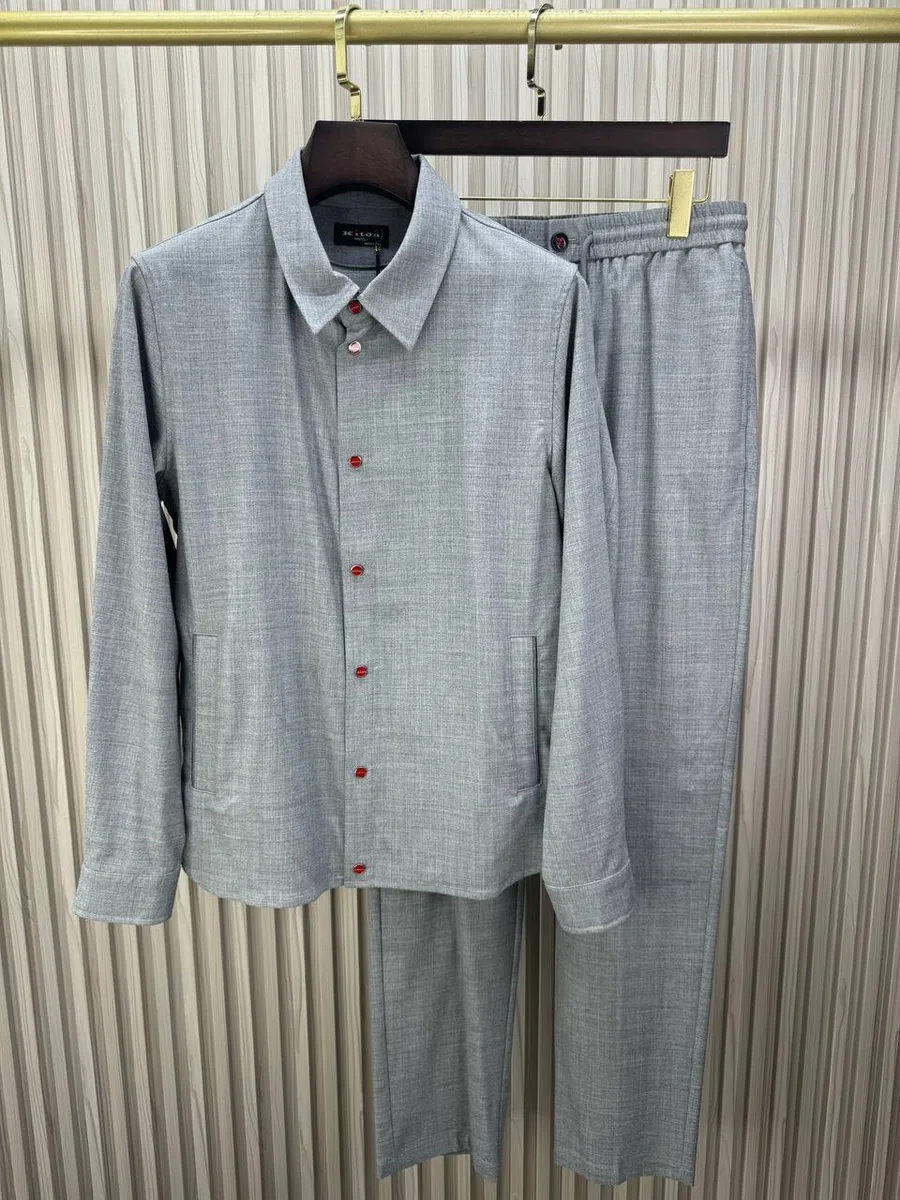 347537_1 Мужской костюм Kiton серого цвета, артикул 347537