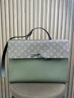 Мужской портфель Louis Vuitton зелёного цвета, артикул 347605