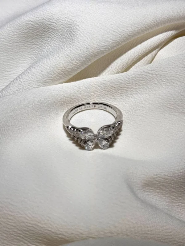 Кольцо Graff Butterfly Diamond Ring