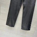 Женские кожаные брюки Chanel чёрного цвета, артикул 348187 — фото 7