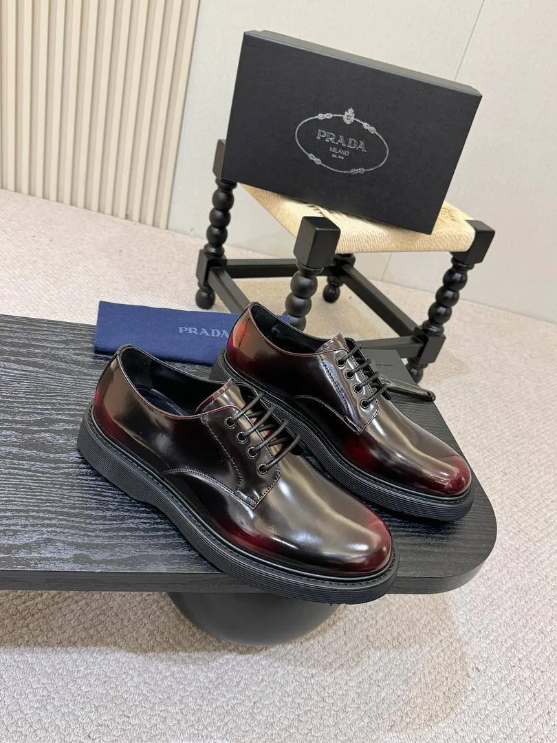 348345_1 Мужские дерби Prada бордового цвета, артикул 348345