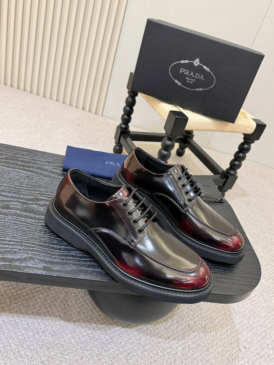 348347_1 Мужские дерби Prada бордового цвета, артикул 348347