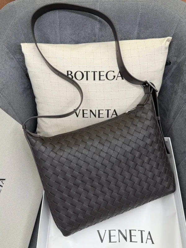 Сумка мессенджер BOTTEGA VENETA