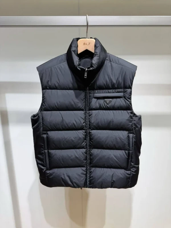 Безрукавка PRADA