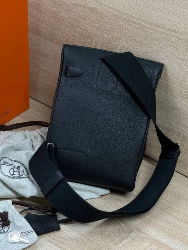 Сумка слинг HERMES — фото 2