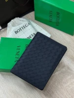 Мужская обложка Bottega Veneta чёрного цвета, артикул 349284