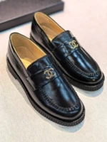 Женские лоферы Chanel чёрного цвета, артикул 349034 — фото 3