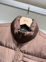 Мужская безрукавка Prada коричневого цвета, артикул 349206 — фото 3