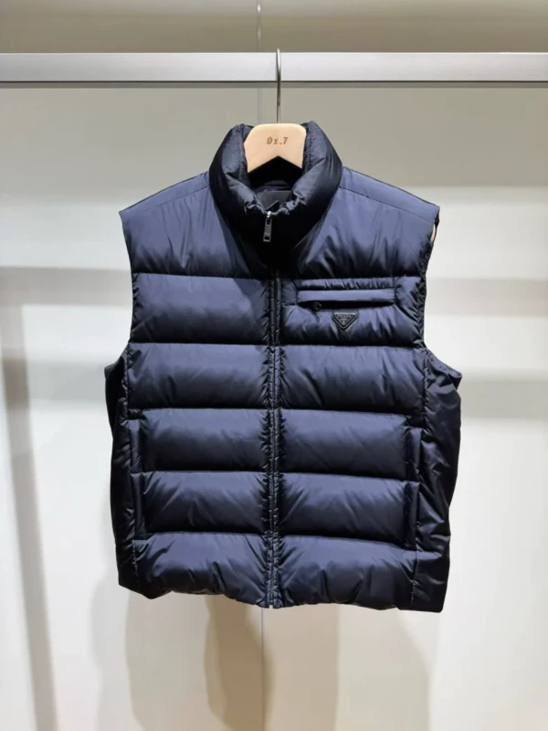Безрукавка PRADA