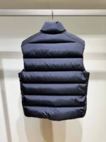 Мужская безрукавка Prada тёмно-синего цвета, артикул 349207 — фото 2